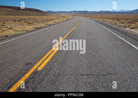 U.S. Route 50, Lander County, Mount Lewis Bezirk Büro des Land-Managements, Nevada Stockfoto