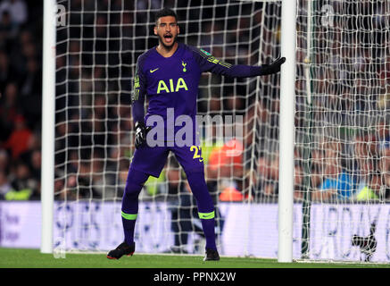 Tottenham Hotspur Torhüter Paulo Gazzaniga während der carabao Pokal, dritte runde Spiel im Stadion MK, Milton Keynes. PRESS ASSOCIATION Foto. Bild Datum: Mittwoch, September 26, 2018. Siehe PA-Geschichte Fussball Tottenham. Photo Credit: Mike Egerton/PA-Kabel. Einschränkungen: EDITORIAL NUR VERWENDEN Keine Verwendung mit nicht autorisierten Audio-, Video-, Daten-, Spielpläne, Verein/liga Logos oder "live" Dienstleistungen. On-line-in-Match mit 120 Bildern beschränkt, kein Video-Emulation. Keine Verwendung in Wetten, Spiele oder einzelne Verein/Liga/player Publikationen. Stockfoto