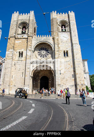Die Kathedrale Sé in Alfama, Lissabon, Portugal Stockfoto