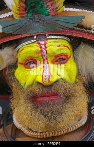 Huli Wigman in traditioneller Kleidung in Papua-Neuguinea Stockfoto