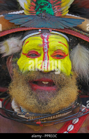 Huli Wigman in traditioneller Kleidung in Papua-Neuguinea Stockfoto