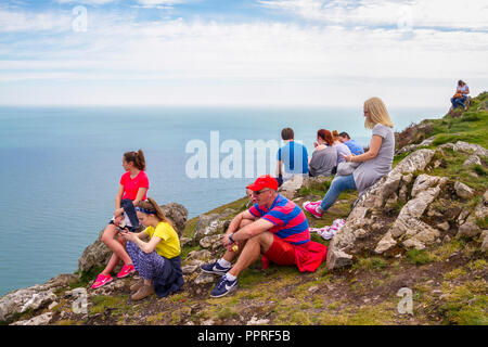 Menschen ruhen während der Hügel, Bray Head klettern Wicklow Irland Stockfoto