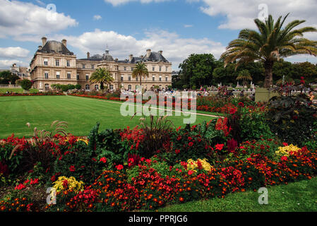 Luxembourg und der Palast in Paris. Stockfoto