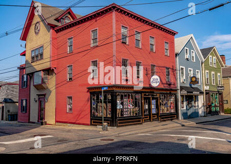 Geschäfte und Boutiquen an der Thames Street, Newport Rhode Island, USA Stockfoto