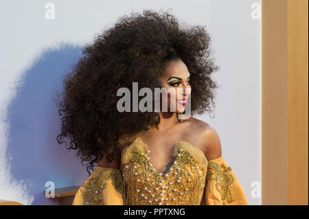 London, Großbritannien. 27. September 2018. Shangela besucht die UK Film Premiere von "ein Stern ist geboren" bei Vue West End in London. Credit: Wiktor Szymanowicz/Alamy leben Nachrichten Stockfoto