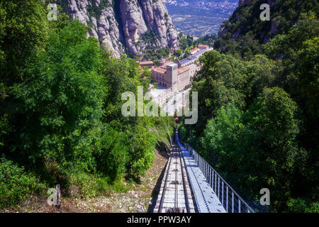 Abtei Santa Maria de Montserrat. Es beherbergt die Jungfrau von Montserrat, der Liebling in Katalonien Stockfoto