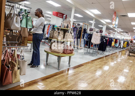 Miami Florida, Kendall, T.J. TJ Maxx Discount Kaufhaus, innen, Shopping Shopper Shopper Shop Shops Markt Märkte Marktplatz kaufen se Stockfoto