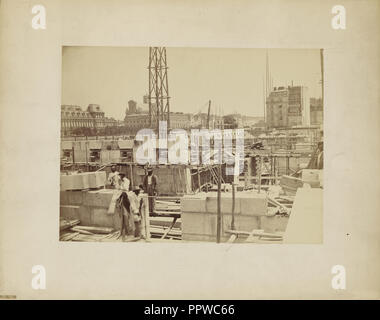 Baustelle in Paris; Delmaet & Durandelle, Französisch, Paris, Frankreich; über 1866; Eiklar silber Drucken Stockfoto