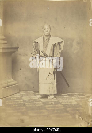 Mitglied der ersten japanischen diplomatischen Mission in die Vereinigten Staaten; Alexander Gardner, Amerikanische, geboren in Schottland, 1821 - 1882 Stockfoto