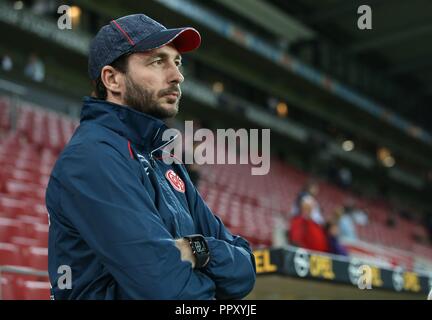 Mainz, Deutschland. 26 Sep, 2018. firo: 26.09.2018 Fußball, Fußball: 1. Bundesliga, Saison 2018/2019 FSV FSV FSV Mainz 05 - VfL Wolfsburg FSV Trainer, Coach, Sandro Schwarz, | Verwendung der weltweiten Kredit: dpa/Alamy leben Nachrichten Stockfoto