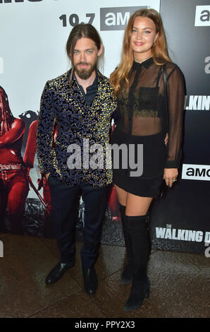 Los Angeles, Ca, USA. 27 Sep, 2018. Tom Payne bei The Walking Dead Saison 9 Premiere in der DGA in Los Angeles, Kalifornien am 27. September 2018. Credit: Faye Sadou/Medien Punch/Alamy leben Nachrichten Stockfoto