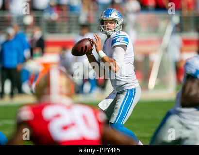 Setember 16, 2018: Detroit Lions Quarterback Matthew Stafford (9) in Aktion während der NFL Football Spiel zwischen den Detroit Lions und die San Francisco 49ers bei Levi's Stadion in Santa Clara, CA. Die 49ers besiegten die Löwen 30-27. Damon Tarver/Cal Sport Media Stockfoto