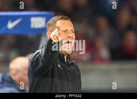 Deutsche Fußball, Berlin, 28. September 2018 Pal DARDAI, Hertha Trainer Gestikulieren, geben Anweisungen, Aktion, Bild, Geste, hand Bewegung, zeigen, interpretieren, Mimik, Hertha BSC Berlin - FC BAYERN MÜNCHEN - DFL-Bestimmungen verbieten die Verwendung von Fotografien als BILDSEQUENZEN und/oder quasi-VIDEO - 1. Deutsche Fussball Liga, Berlin, 28. September 2018, Saison 2018/2019, Spieltag 6 © Peter Schatz/Alamy leben Nachrichten Stockfoto
