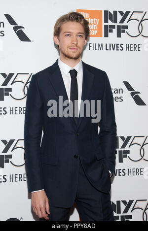 New York, NY, USA. 28 Sep, 2018. Joe Alwyn besucht die Eröffnung Premiere von "Der Favorit", die im Rahmen der 56th New York Film Festival in der Alice Tully Hall, Lincoln Center am 28. September 2018 in New York City. Quelle: John Palmer/Medien Punch/Alamy leben Nachrichten Stockfoto