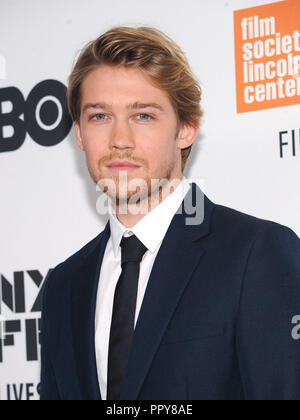 New York, NY, USA. 28 Sep, 2018. Joe Alwyn besucht die Eröffnung Premiere von "Der Favorit", die im Rahmen der 56th New York Film Festival in der Alice Tully Hall, Lincoln Center am 28. September 2018 in New York City. Quelle: John Palmer/Medien Punch/Alamy leben Nachrichten Stockfoto