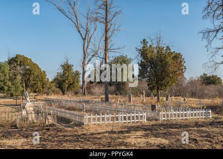 BRANDFORT, SÜDAFRIKA, August 2, 2018: historische Gräber auf Brandfort in der Provinz Freistaat Provinz. Stockfoto