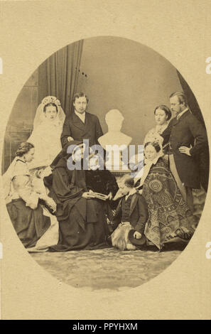 Queen Victoria&Leopold, Louise, Prinzessin Alice & Hessen; John Jabez Edwin Mayall, Englisch, 1813 - 1901, England Stockfoto