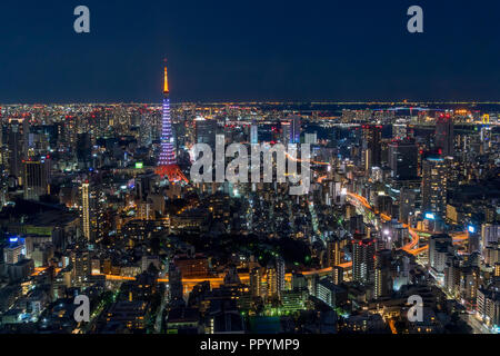 Tokyo Tower spezielle Leuchten für das neue Jahr. Stockfoto