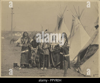 Wenig Sonntag, Adler, Elche, und Prairie Dog, Sioux; Adolph F. Muhr, Amerikanische, gestorben 1913, Frank A. Rinehart, amerikanischen, 1861 - 1928 Stockfoto