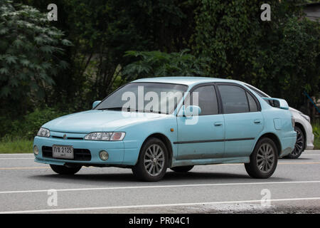 Chiangmai, Thailand - 23. August 2018: Mit dem eigenen Auto Toyota Camry. Auf der straße Nr. 1001 8 km von Chiangmai. Stockfoto