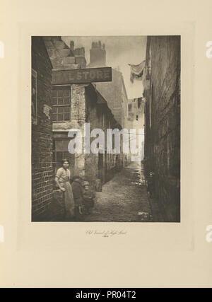 Alte Vennel aus High Street; Thomas Annan, Scottish, 1829-1887, Glasgow, Schottland; negative 1868; 1900; Photogravure Stockfoto