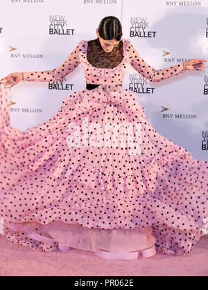 New York, Vereinigte Staaten. 27 Sep, 2018. Athena Calderone besucht New York City Ballet 2018 Fall Fashion Gala an David H. Koch Theater im Lincoln Center Credit: Lev Radin/Pacific Press/Alamy leben Nachrichten Stockfoto