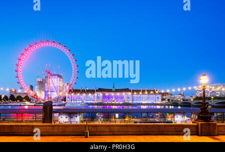 Das London Eye, ein Riesenrad am Südufer der Themse, London, England, Vereinigtes Königreich, Europa Stockfoto