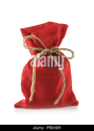 Tasche von roter Farbe voller Geschenke für das neue Jahr, auf weißem Hintergrund Stockfoto