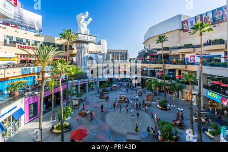 Hollywood und Highland Shopping Mall, Hollywood Boulevard, Hollywood, Los Angeles, Kalifornien, Vereinigte Staaten von Amerika, Nordamerika Stockfoto