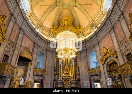 Innenraum der Clerigos Kirche, Porto, Portugal, Europa Stockfoto