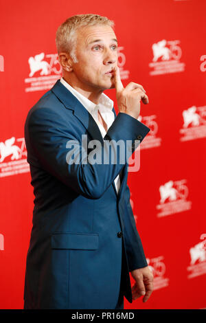 Venedig, Italien - 29 AUGUST: Christoph Waltz die Jury Foto-call nimmt während des 75. Filmfestival von Venedig am 29. August 2018 in Venedig, Italien. Stockfoto