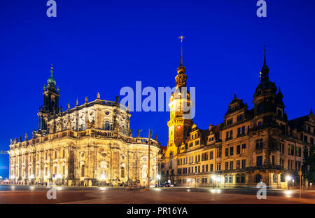 Dresden Dom (Kathedrale der Heiligen Dreifaltigkeit), Hausmannsturm Tower, Altstadt (Altstadt), Dresden, Sachsen, Deutschland, Europa Stockfoto