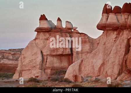 Badlands mit roten Schichten, Hopi Reservierung, Arizona, Vereinigte Staaten von Amerika, Nordamerika Stockfoto