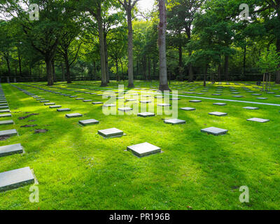 Vladslo Deutscher Friedhof im Ersten Weltkrieg bei Ypern in Belgien Stockfoto