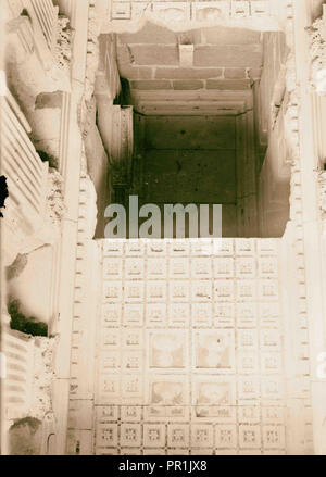 Palmyra. Turm Grab von Elahbel. Int[erior] durchgebrochen Decke zum Obergeschoß. 1920, Syrien, Tadmur Stockfoto