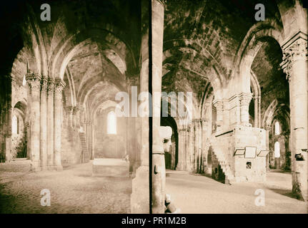 Tartus. Die Crusader Kathedrale. Int[erior], S.W. ; Int [erior] S.E. mit Sarkophag. 1936, Syrien, Tartūs Stockfoto