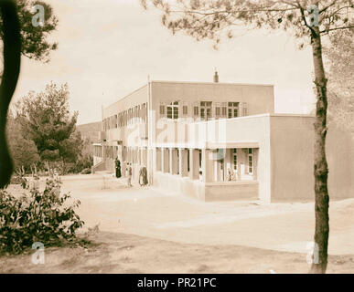 Dr. C. MacLean, Ajlun. Gilead Mission Hospital. Krankenhaus Gebäude. 1940, Jordanien, ʻAjlūn Stockfoto