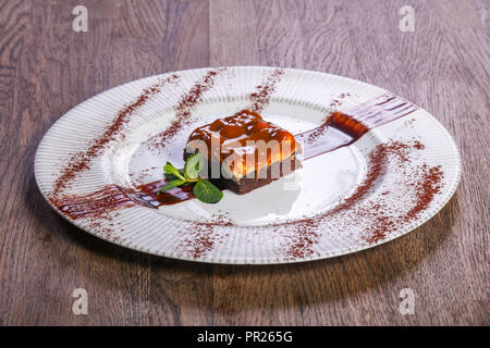 Caramel Brownie Kuchen Karamell Stockfoto