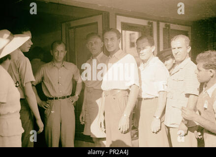 Jüdischen Protesten gegen Palästina White Paper, 18. Mai 1939. Junge Männer außerhalb Stockfoto