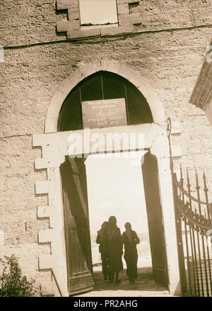 Angriff der Rebellen auf Bethlehem, Sept. 14, 1938 Eingang zur Polizei Station entkernt durch Feuer, West Bank, Bethlehem, Israel Stockfoto