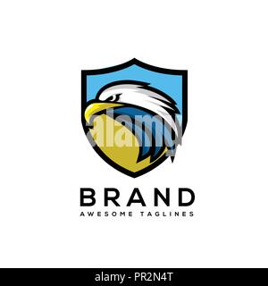 Adler Kopf mit Shield Logo Vorlage, Hawk Maskottchen Grafik, Abzeichen eagle Vector Logo, eagle Technologiekonzept Vector Logo, eagle Satz von Symbol logo Stock Vektor