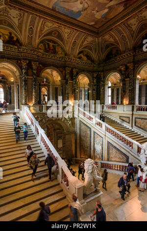 Wien, Wien: Kunsthistorisches Museum (KHM, Kunsthistorische Museum, Museum der Bildenden Künste), Haupttreppe, 01. Altstadt, Wien, Österreich Stockfoto