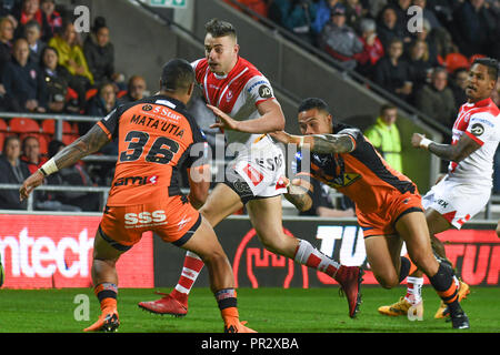 27 September 2018, AJ Bell Stadium, Manchester, England; Betfred Super League Qualifier, Salford Roten Teufel v Toulouse Olympique, Ryan Morgan von St Helens Angriffe die Leitung: Richard Long/News Bilder Stockfoto