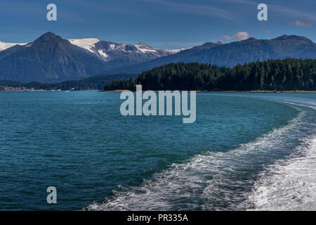 Blick auf den wunderschönen Auke Bucht in Juneau, Alaska entfernt Stockfoto