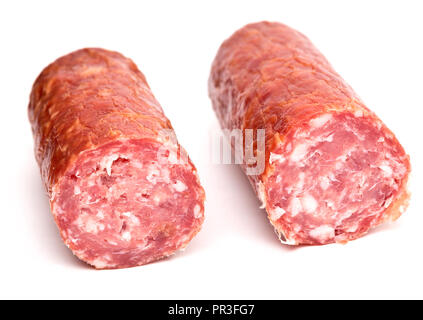 Geräucherter salami Wurst auf weißem Hintergrund Stockfoto