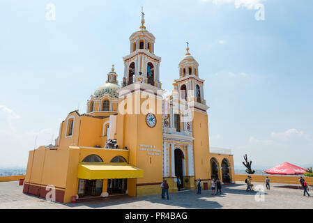 Äußere der Nuestra Señora de los Remedios Kirche in Cholula, Mexiko Stockfoto