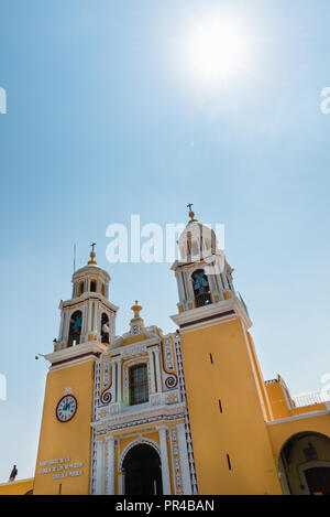 Äußere der Nuestra Señora de los Remedios Kirche in Cholula, Mexiko Stockfoto
