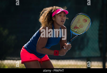 Peking, China. September 29, 2018 - Naomi Osaka Japan Praktiken an der China Open 2018 WTA Premier Pflichtfeld Tennis Turnier Quelle: AFP 7/ZUMA Draht/Alamy leben Nachrichten Stockfoto