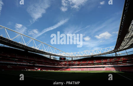 Eine allgemeine Ansicht des Stadions während der Premier League Spiel zwischen Arsenal und Watford im Emirates Stadium am 29. September 2018 in London, England. (Foto durch Arron Gent/phcimages.com) Stockfoto