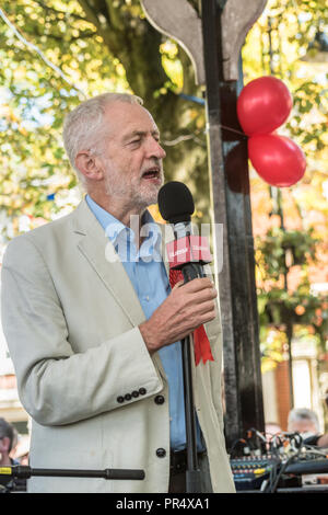 Redditch, UIK. 29. September 2018. Der Führer der Jeremy Corbyn sprechen in Redditch Worcestershire. Bild: Rob Hadley/Alamy leben Nachrichten Stockfoto